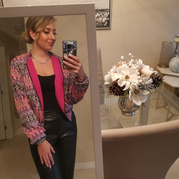 Pink bomber jacket - Picture 9 of 13